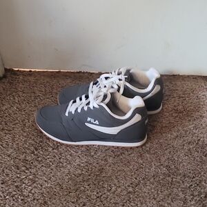 Fila Men's Charcoal and White Sneakers